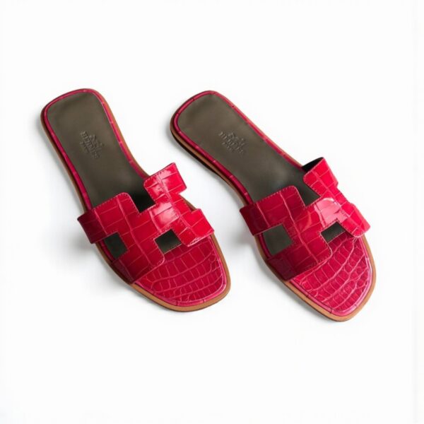 Hermes Oran Sandal Crocodile - Rose Magenta