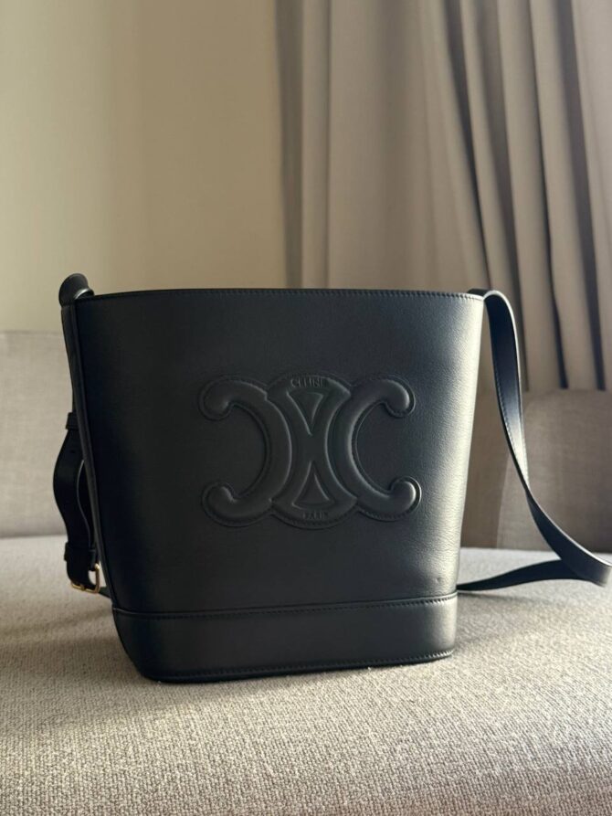 Celine Small Bucket Cuir Triomphe