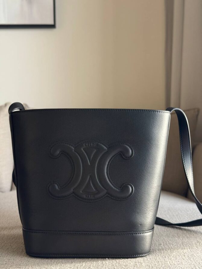 Celine Small Bucket Cuir Triomphe