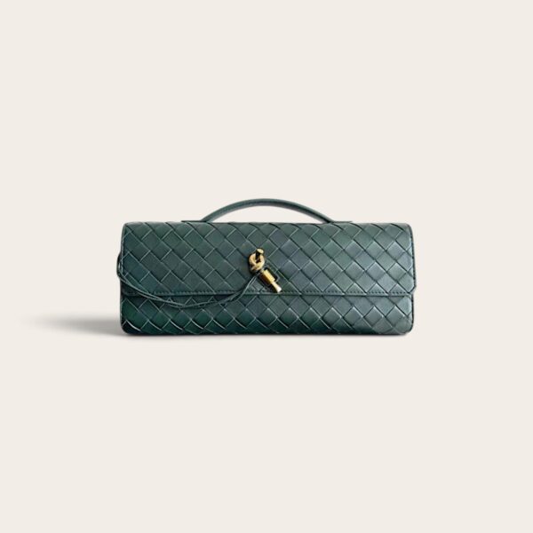 Bottega Veneta  Andiamo  Clutch