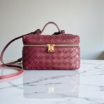 Bottega Veneta Bang Bang Vanity Case Bag