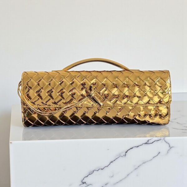 Bottega Veneta Andiamo Clutch