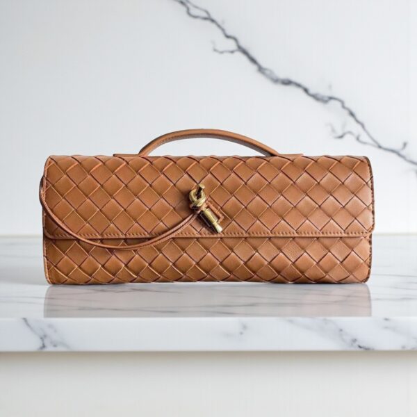 Bottega Veneta Andiamo Clutch