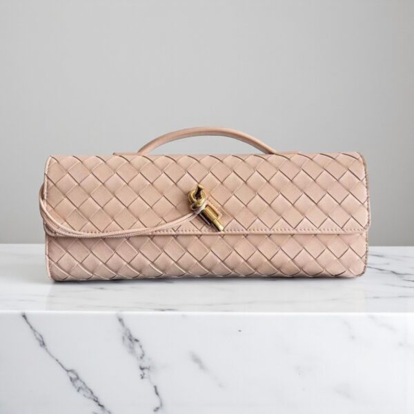 Bottega  Veneta  Andiamo Clutch