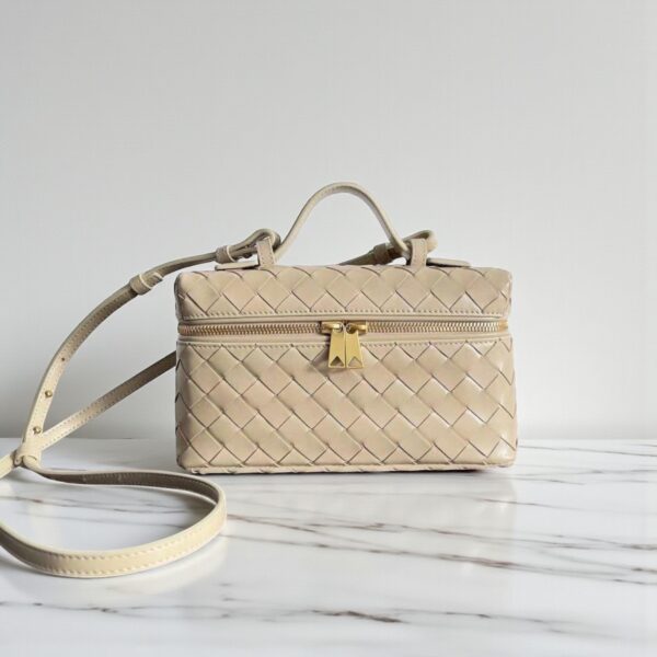Bottega Veneta Bang Bang Vanity Case Bag
