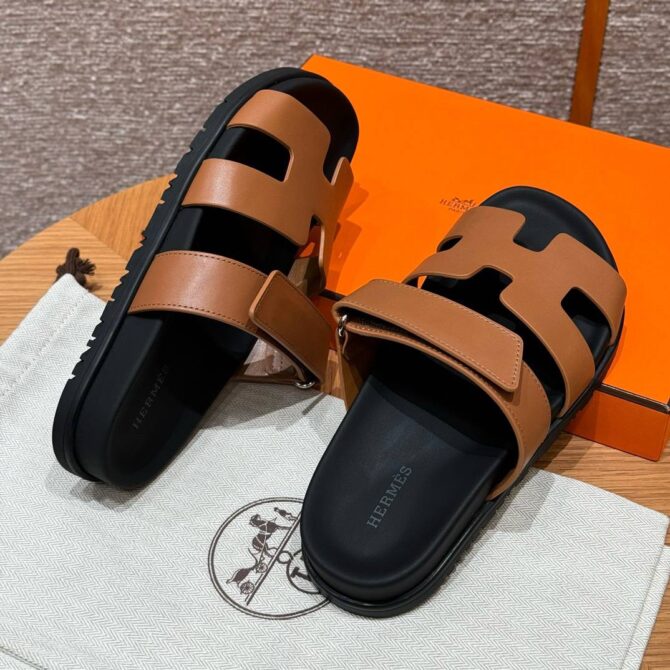 Hermes Chypre Sandals in Naturel Swift
