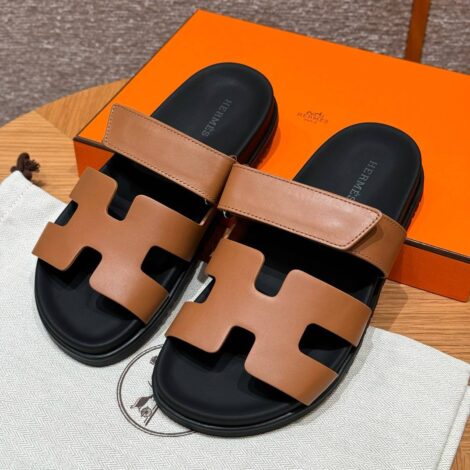 Hermes Chypre Sandals in Naturel Swift