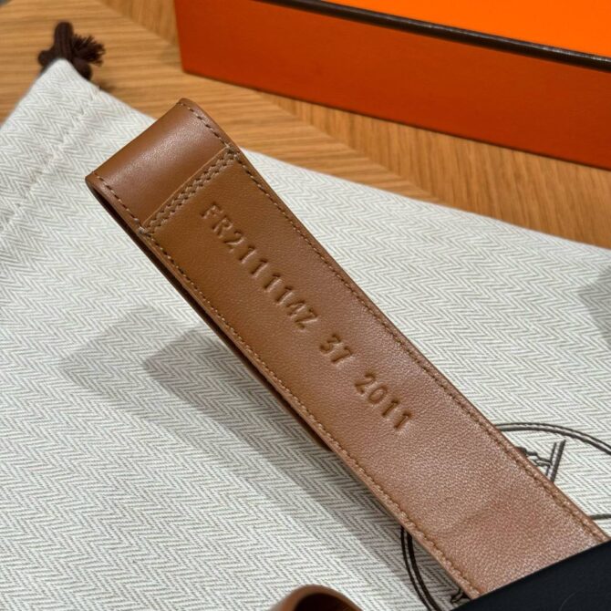 Hermes Chypre Sandals in Naturel Swift