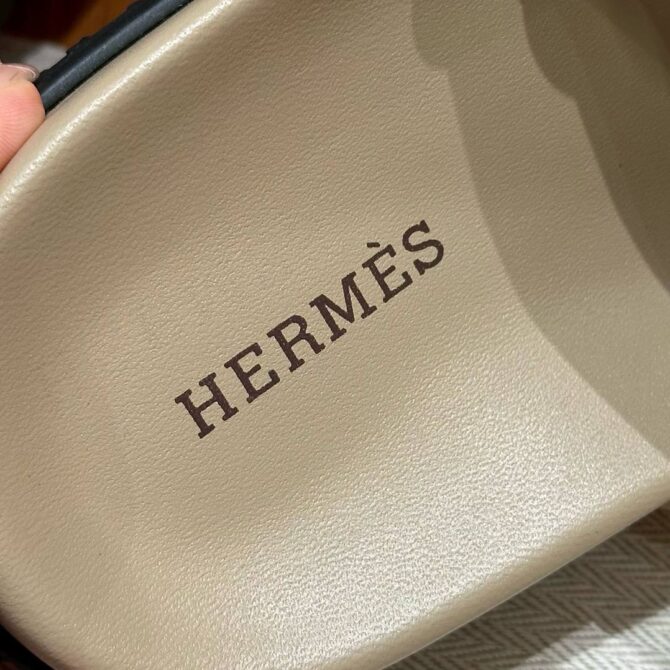 Hermes Chypre Sandals in Beige Mastic, Swift