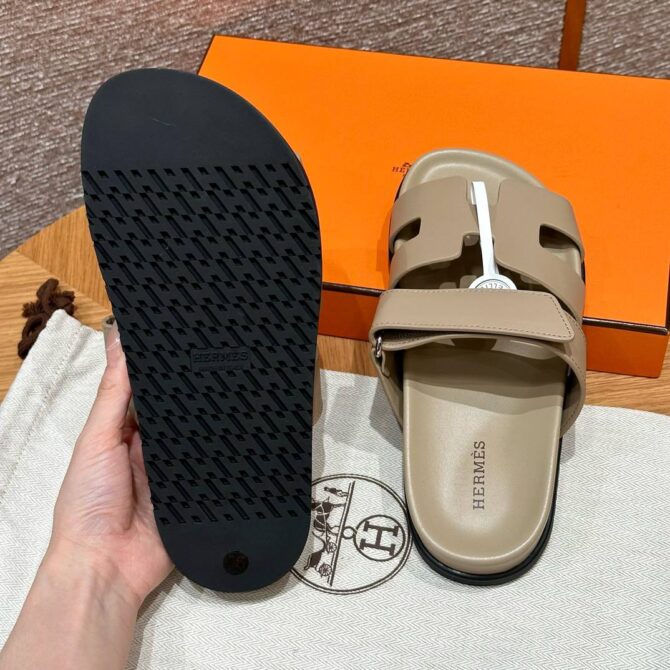 Hermes Chypre Sandals in Beige Mastic, Swift