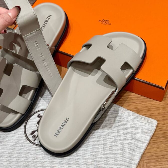 Hermes Chypre Sandals in Beige Espuisse, Swift