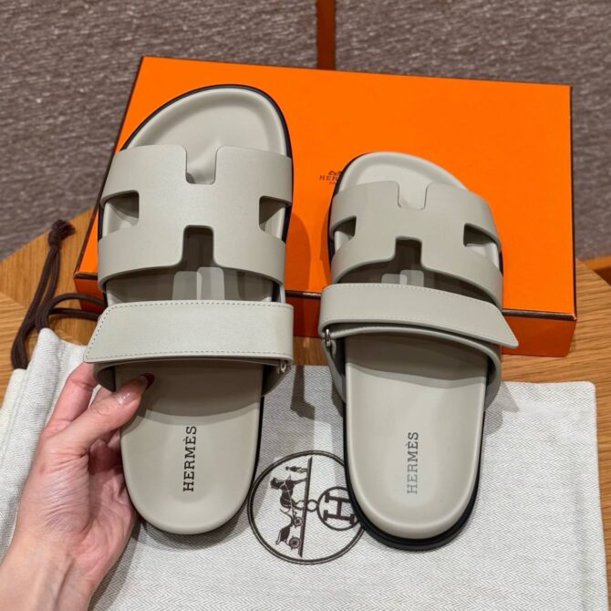 Hermes Chypre Sandals in Beige Espuisse, Swift