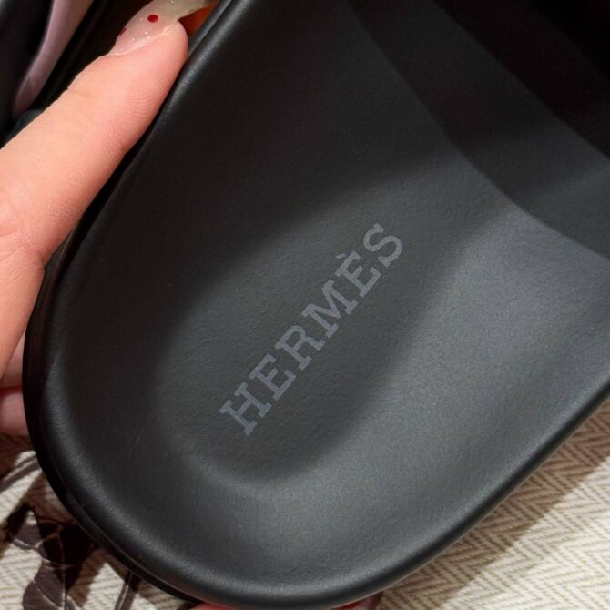 Hermes Chypre Sandals in Rose Swift