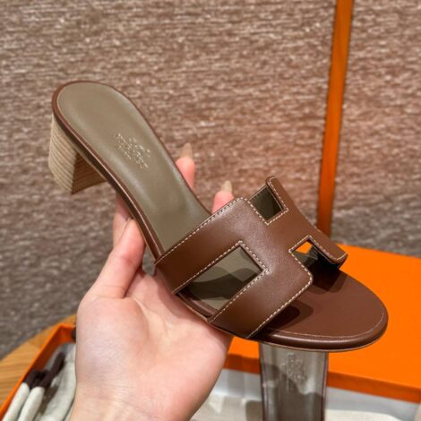 Hermes Oasis Sandals, Swift Rouge Sellier