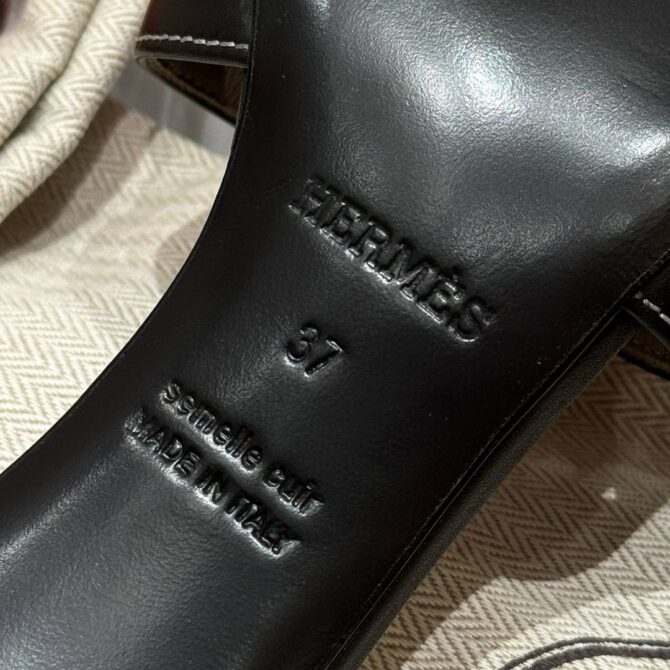Hermes Oasis Sandals, Swift Black