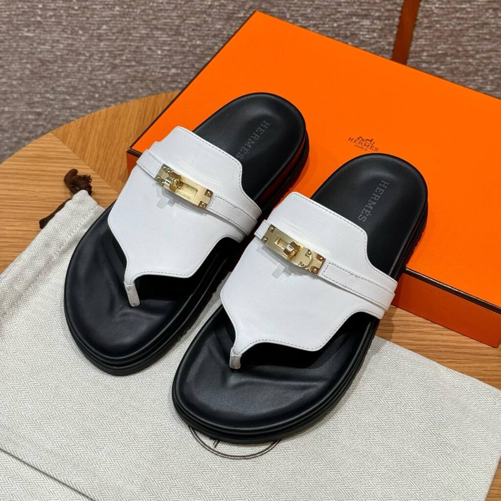 Hermes Empire Sandals Blanc - Gold Hardware