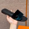 Hermes Oran Sandal, Noir/Lichen Suede - Image 4