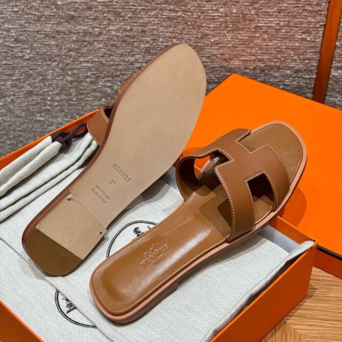 Hermes Oran Soft Sandal, Gold