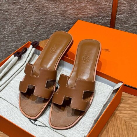 Hermes Oran Soft Sandal, Gold