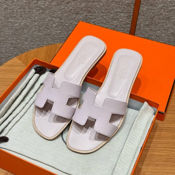 Hermes Oran Epsom Sandal, Terre Cuite