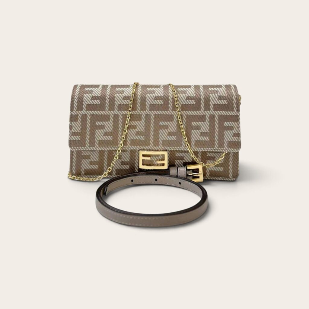Fendi Wallet On Chain Baguette