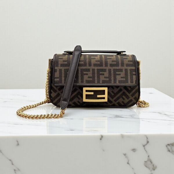 Fendi Baguette Chain Midi
