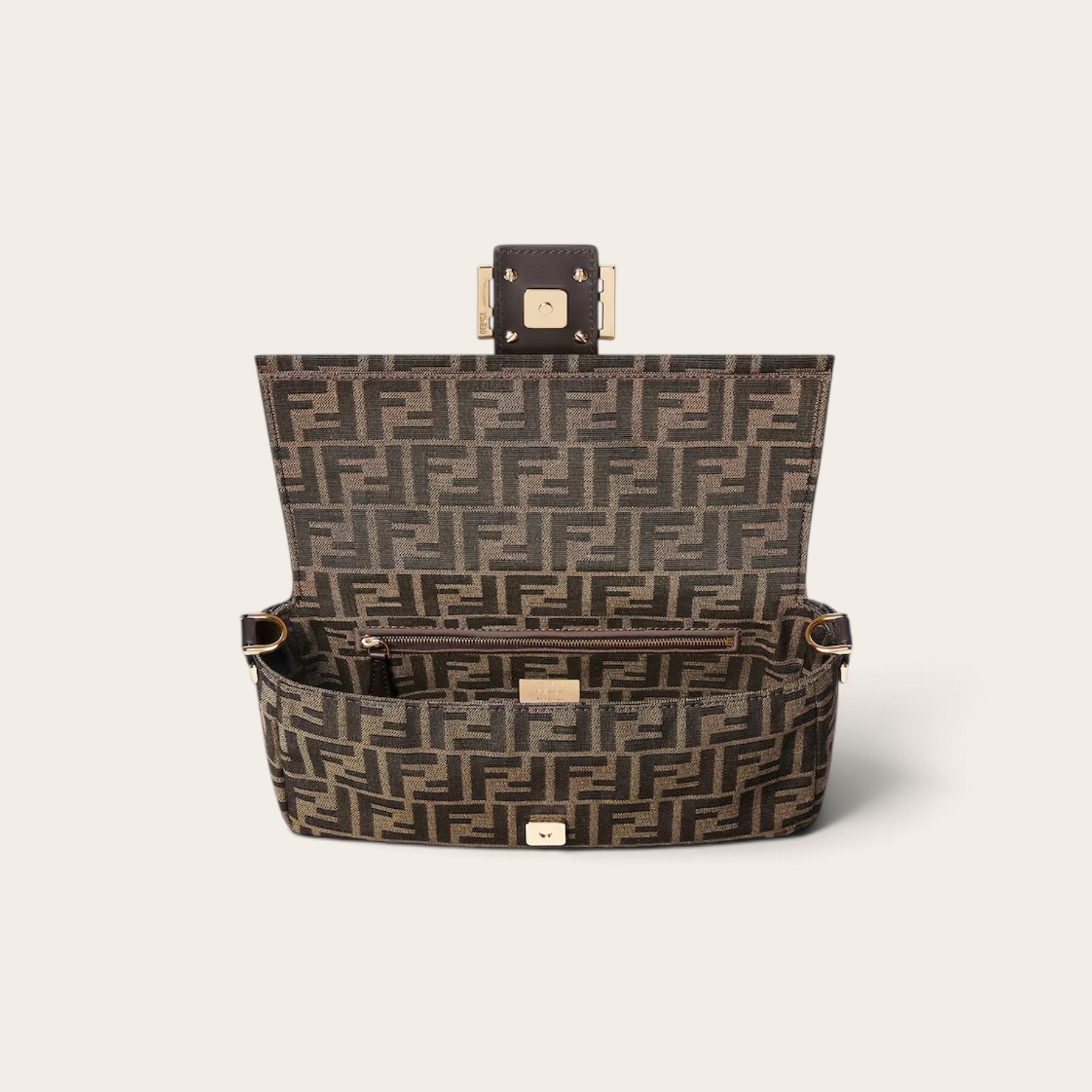 Fendi Baguette Bag - Image 4