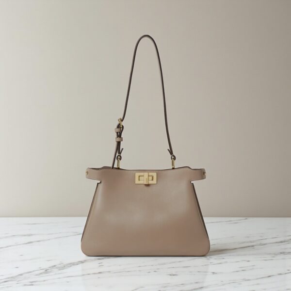 Fendi Peekaboo Soft Medium