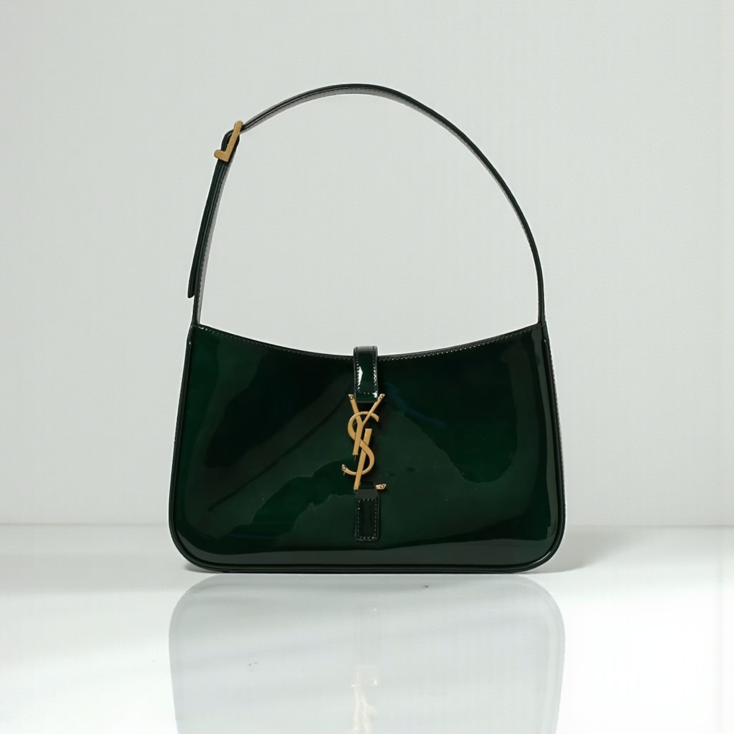 YSL Le 5 à7 in Patent Leather