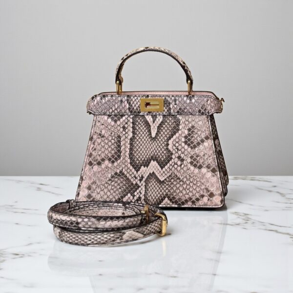 Fendi Peekaboo ISeeU Petite