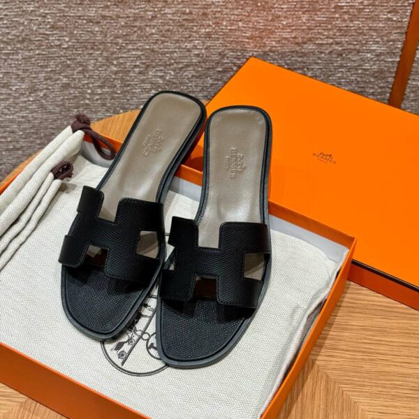 Hermes Oran Epsom Sandal