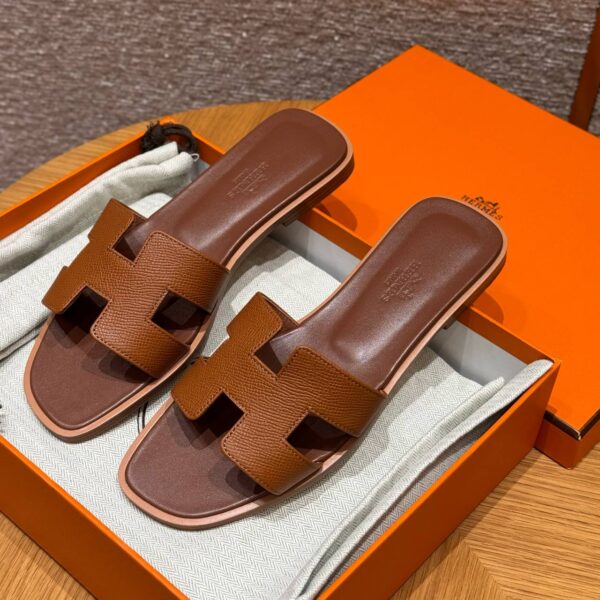 Hermes Oran Epsom Sandal, Rouge/Gold