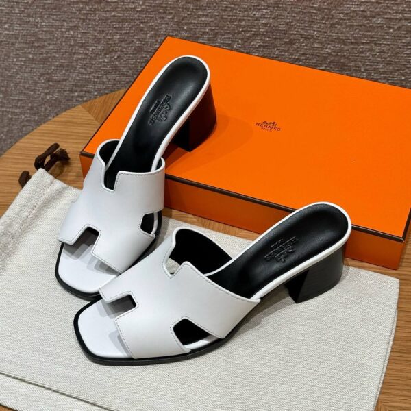 Hermes Helia Sandals, Blanc