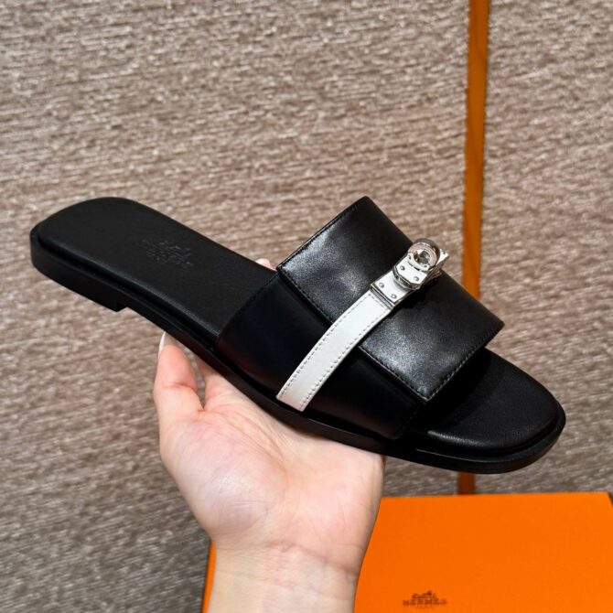 Hermes Giulia Sandals
