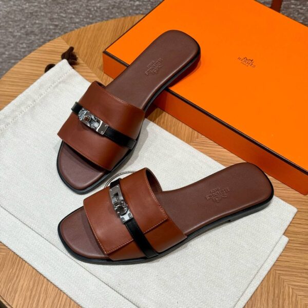 Hermes Giulia Sandals