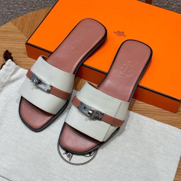 Hermes Giulia Sandals