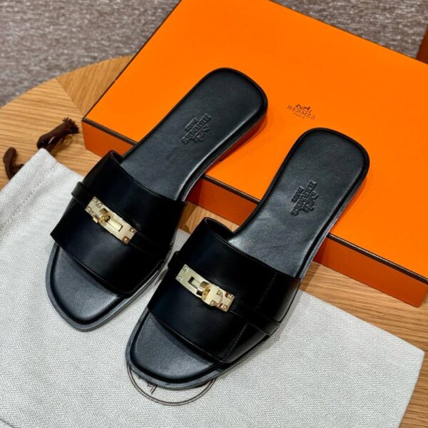 Hermes Giulia Sandals