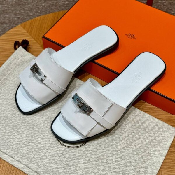 Hermes Giulia Sandals