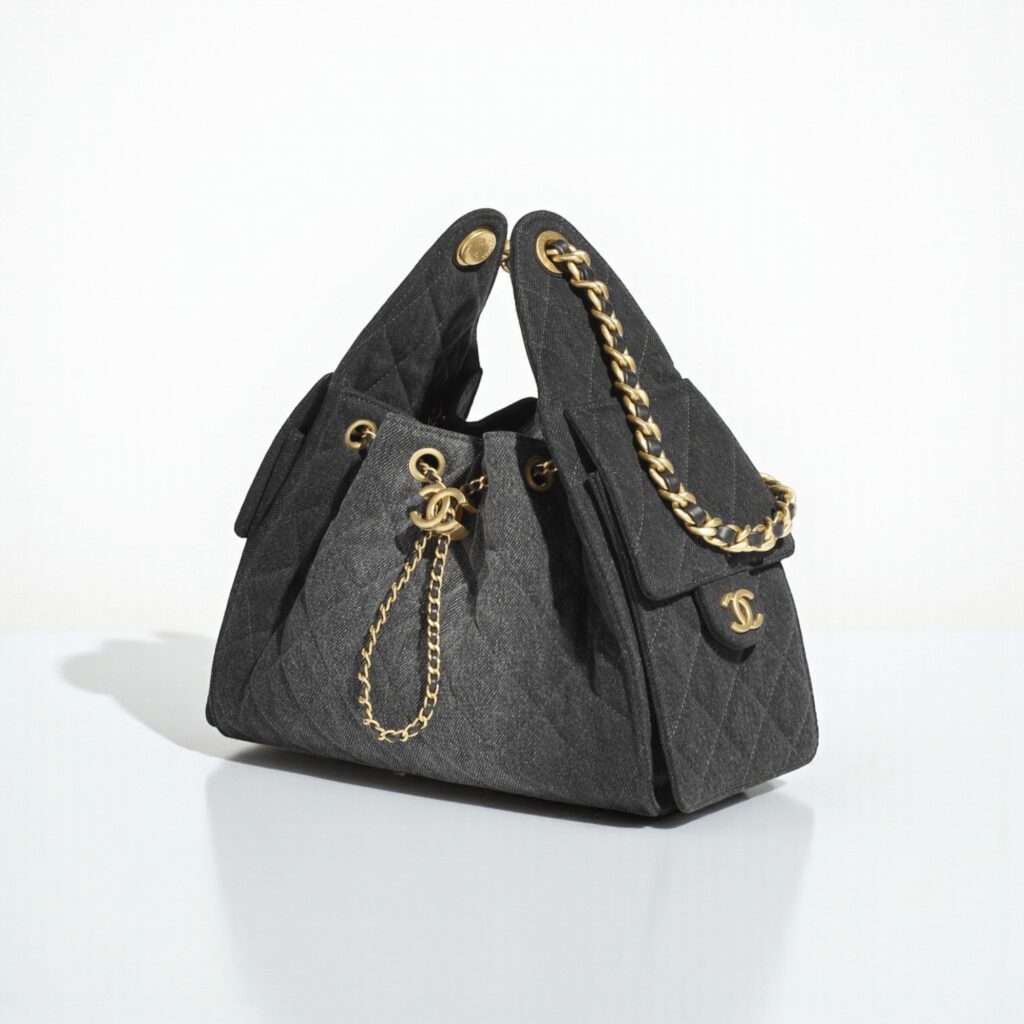CHANEL 25 Small Handbag