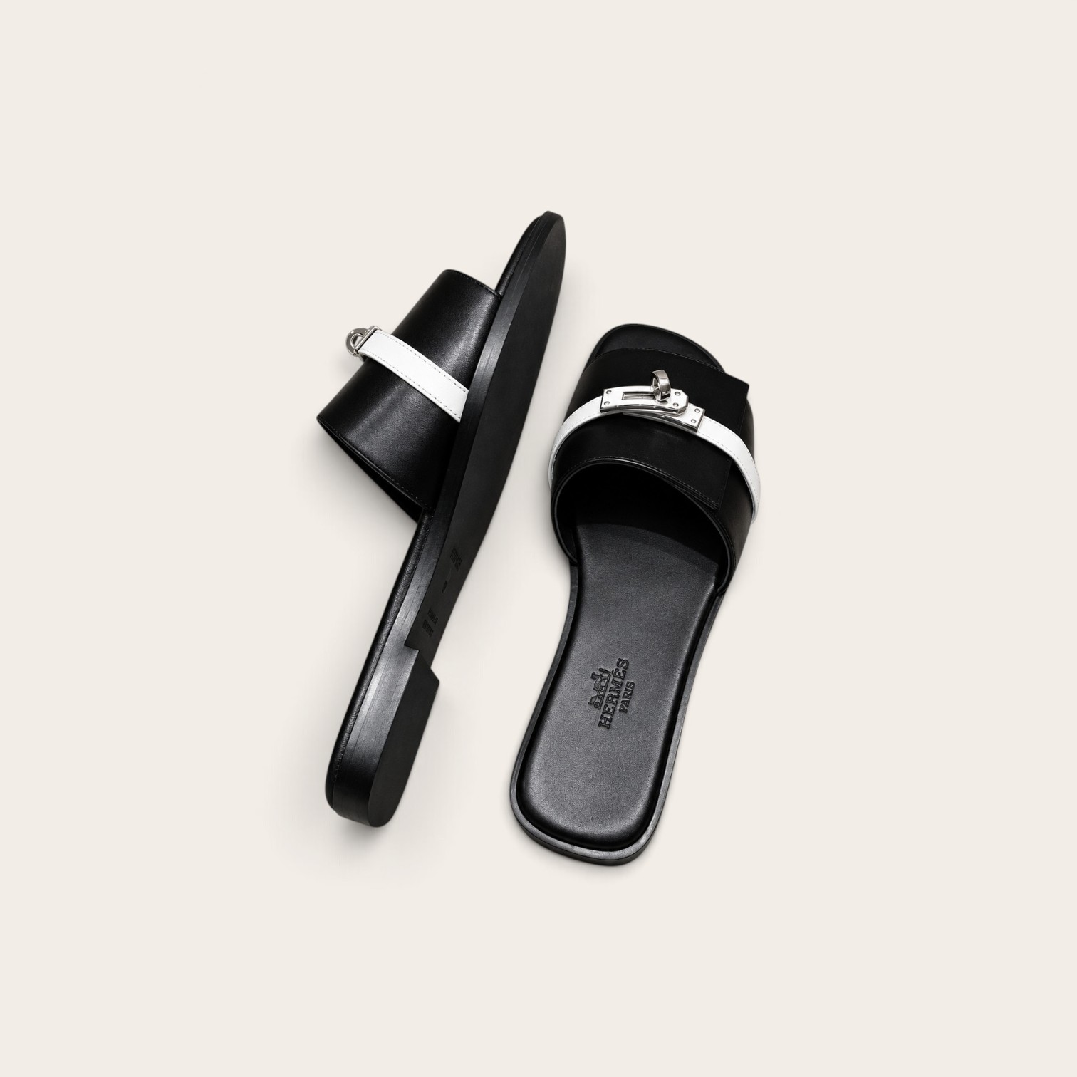 Hermes Giulia Sandals silver hardware - Image 4