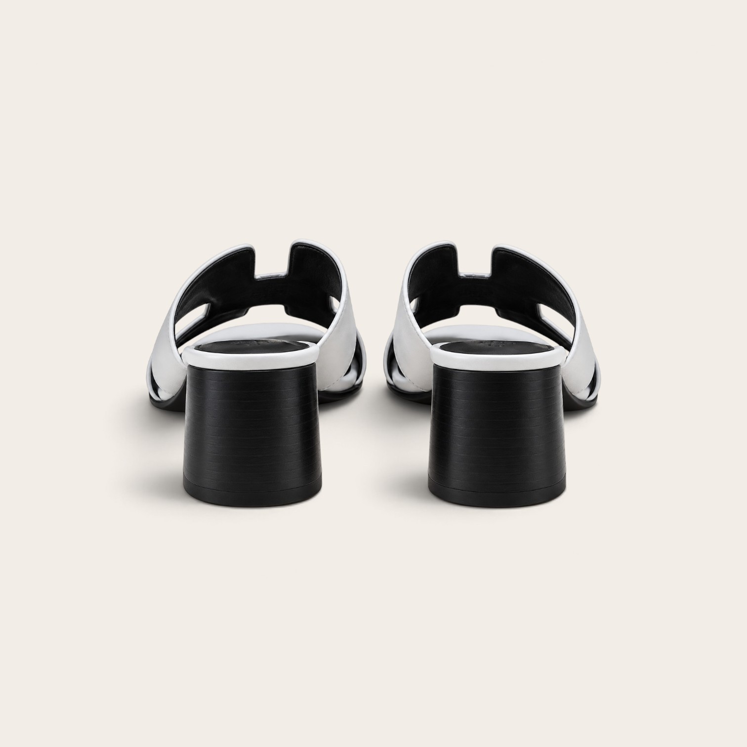 Hermes Helia Sandals, Blanc - Image 2
