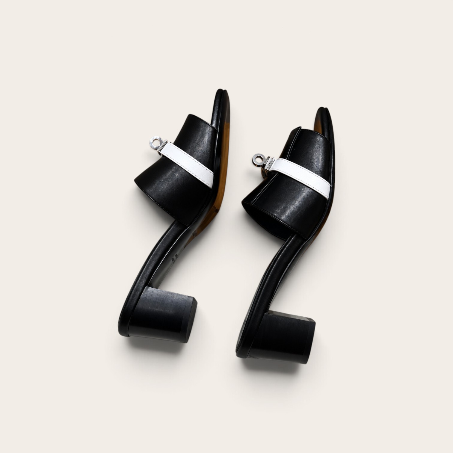 Hermes Gigi 50 Sandals - Image 2