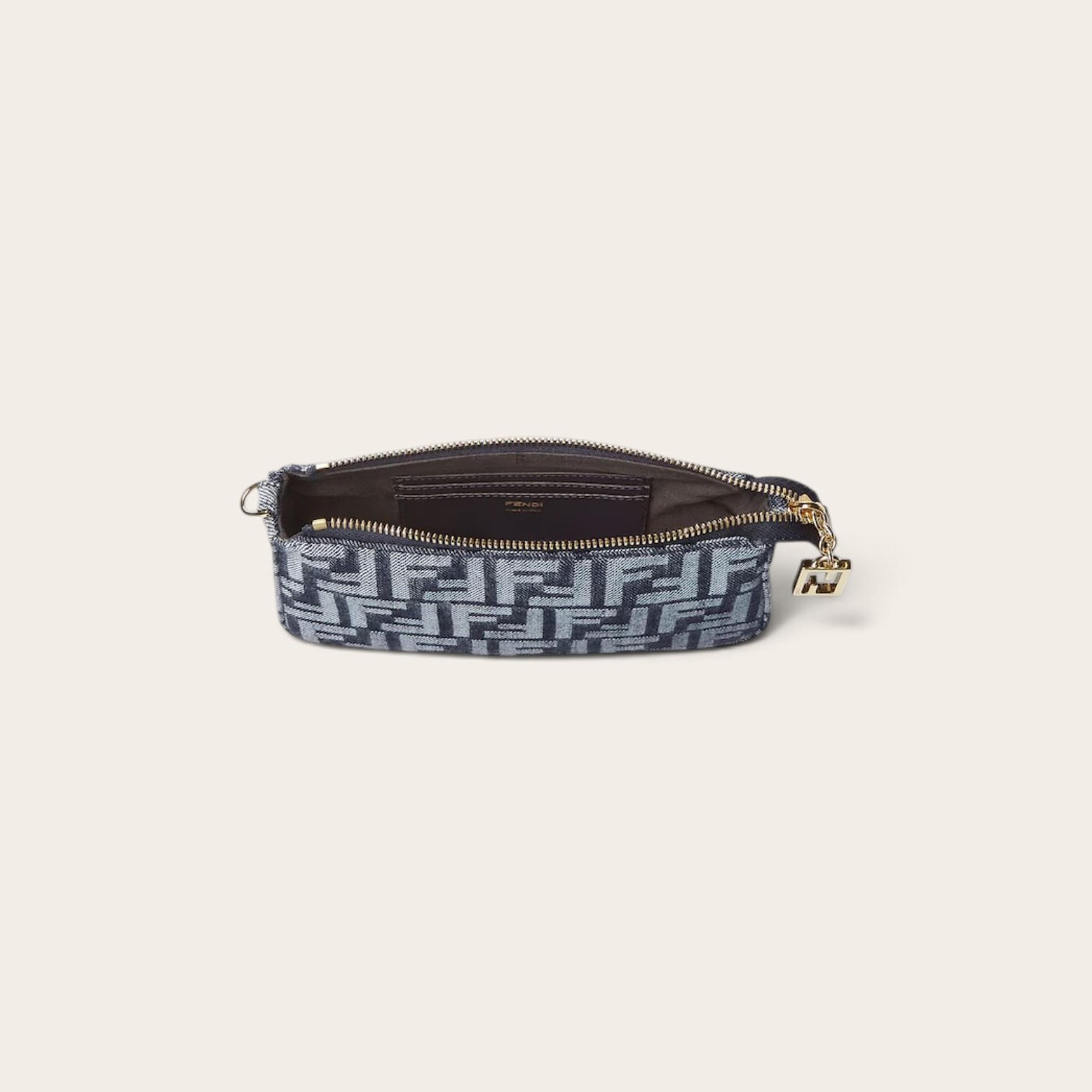 Fendi Baguette Pouch Shoulder Bag - Image 4