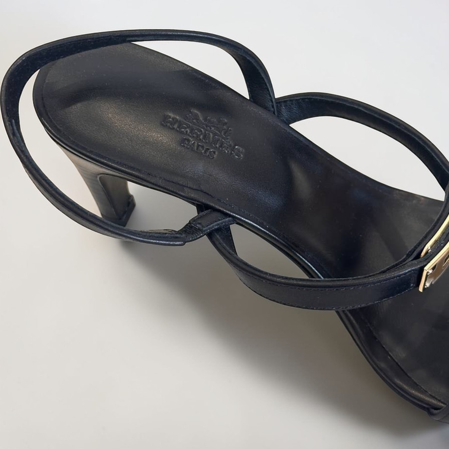 Hermes Glamour Sandals Noir – Gold Hardware - Image 2
