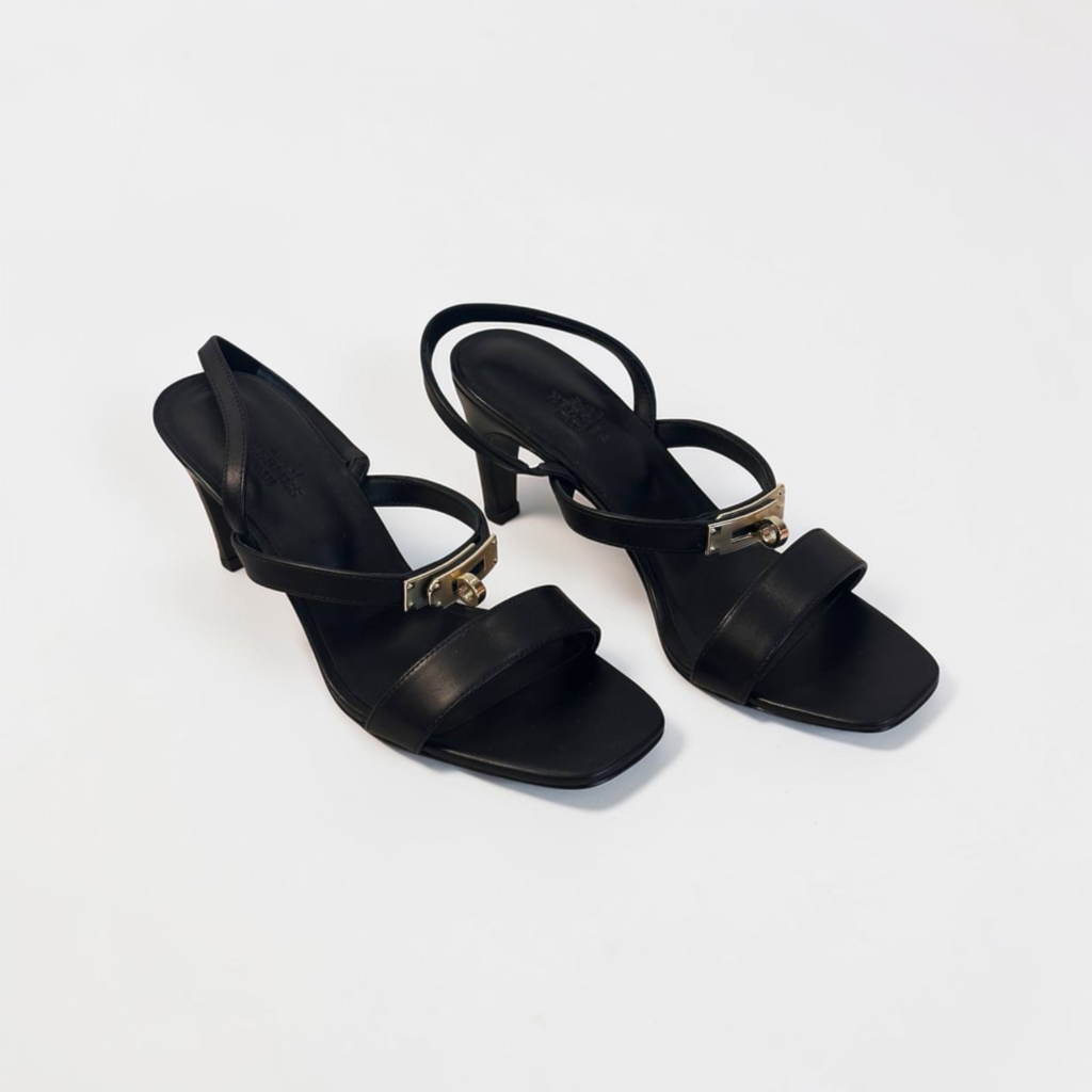 Hermes Glamour Sandals Noir – Gold Hardware